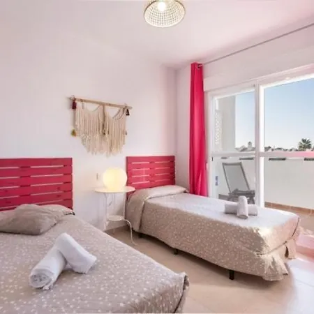 Atico De La Luz Free Parking By Staycare *